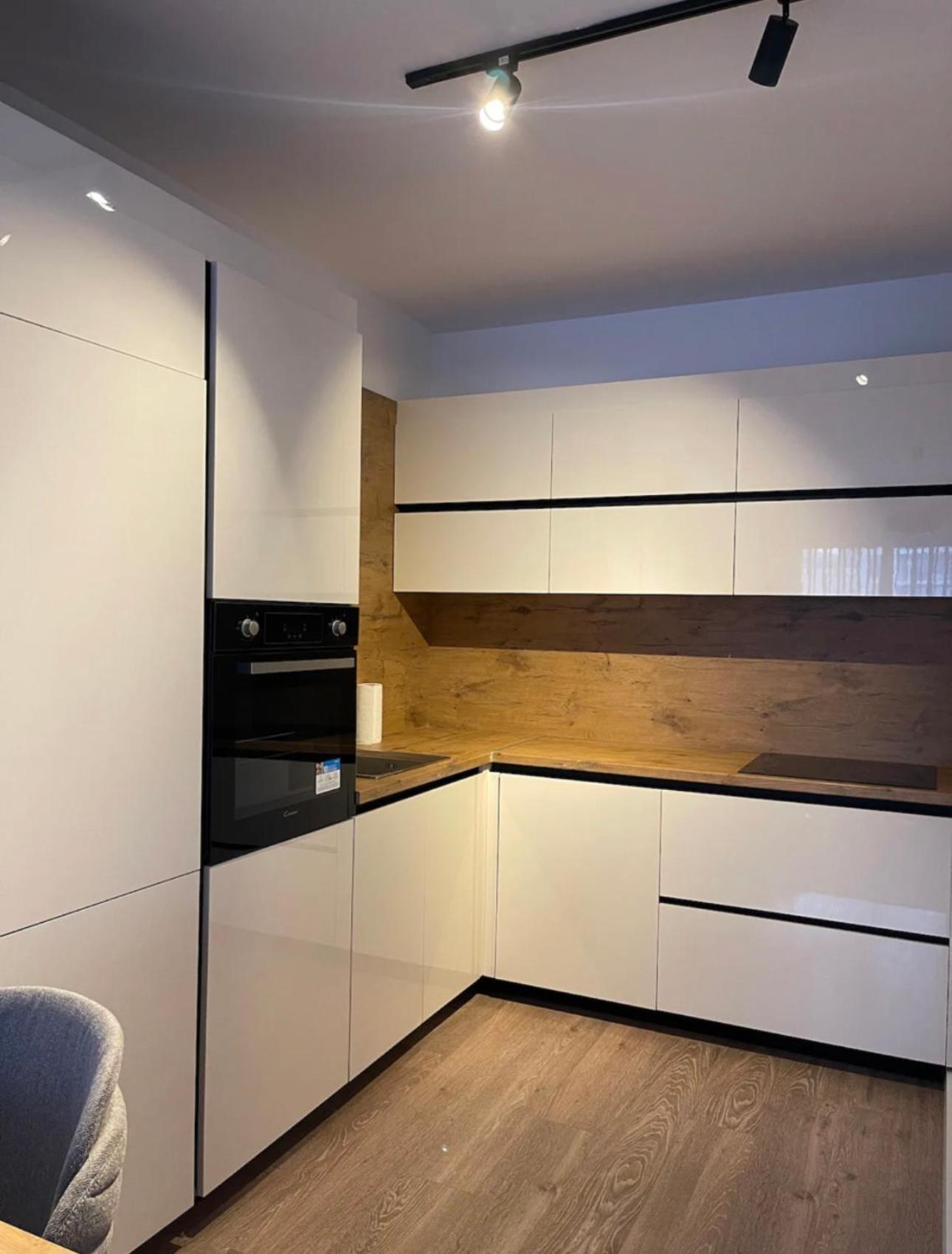 Airstay Pristina Esterno foto