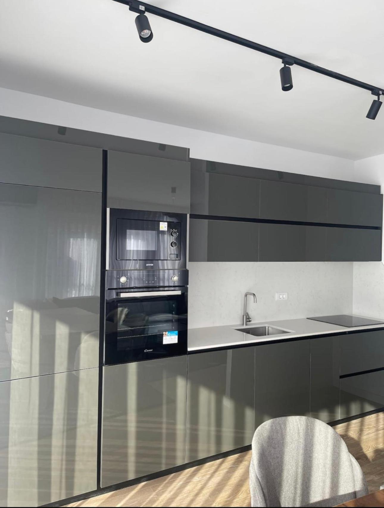 Airstay Pristina Esterno foto